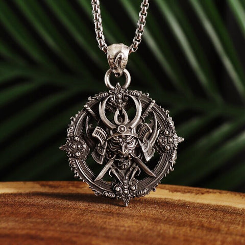 Classic Mythical Character Scarlet Wings Holy Sword Archangel Michael Pendant Necklace for Men Ladies Daily Cycling Wear Jewelry