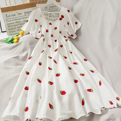 First Love Strawberry Dress for Women's 2023 Summer New Waistband Retro Kikyo Sweet Salt Dress Long Dresses for Women Clothing