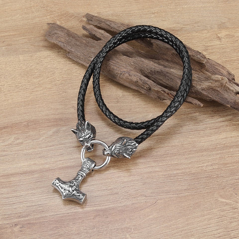 Vintage Black Thor Hammer Necklace for Men Viking Wolf Head Jewelry Friend Gift